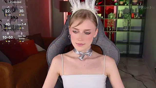 KiraMontoya online show from June 25, 3:27 pm