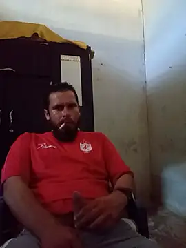 Snapshot of Alfredoloza chatting on July 24, 8:51 pm Alfredoloza online show from July 24, 8:51 pm