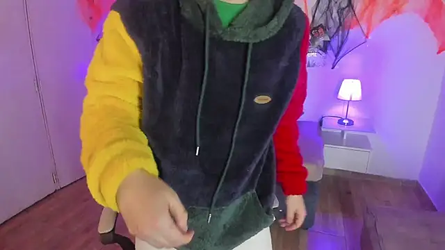 Golden-Boyy online show from October 20, 3:29 am