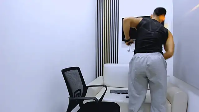 ANDRES STUD online show from February 7, 5:11 am