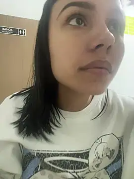 julieta fn online show from April 17, 1:36 pm