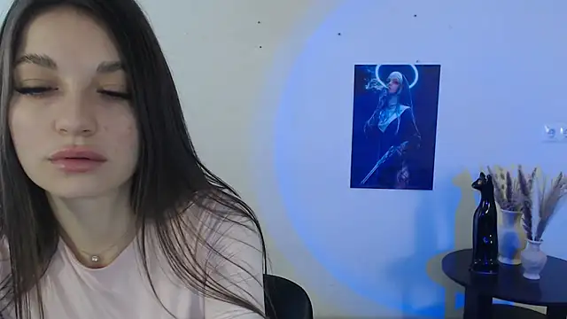 Snapshot of Eva_Eldis chatting on March 14, 10:07 am Eva Eldis online show from March 14, 10:07 am