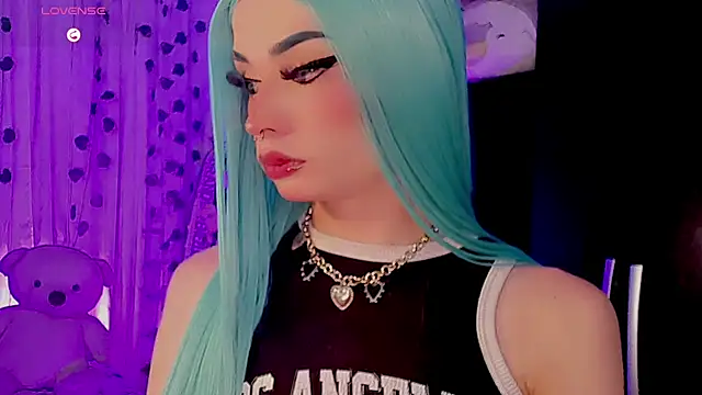 Snapshot of Irina_milkmaid chatting on June 30, 8:10 pm Irina milkmaid online show from June 30, 8:10 pm