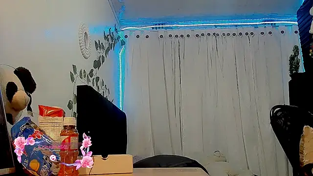 Snapshot of Irina_milkmaid chatting on July 8, 7:18 pm Irina milkmaid online show from July 8, 7:18 pm