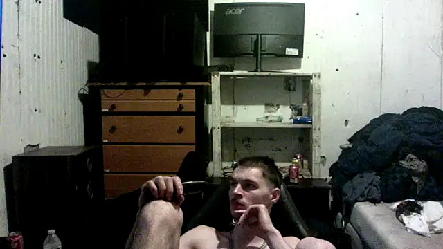 Snapshot of nuttyking2022 chatting on March 31, 8:48 am nuttyking2022 online show from March 31, 8:48 am