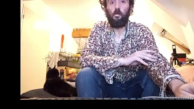 Snapshot of Mastersanges chatting on May 27, 8:39 pm Mastersanges online show from May 27, 8:39 pm