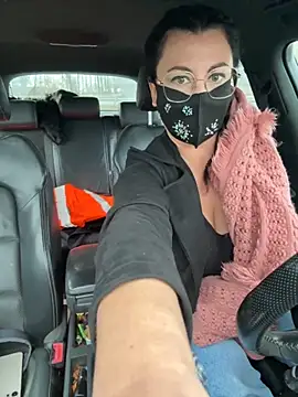 Loveblackzilla online show from December 1, 3:17 pm