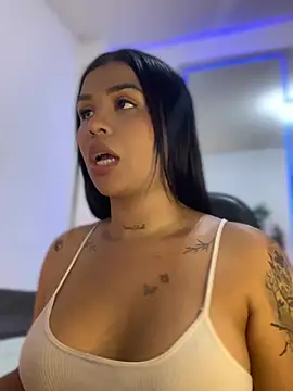 Snapshot of tinalove7 chatting on February 20, 10:54 pm tinalove7 online show from February 20, 10:54 pm