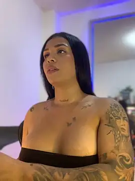 Snapshot of tinalove7 chatting on February 27, 4:34 am tinalove7 online show from February 27, 4:34 am