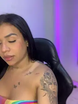 Snapshot of tinalove7 chatting on June 11, 9:35 pm tinalove7 online show from June 11, 9:35 pm