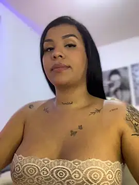 Snapshot of tinalove7 chatting on July 2, 12:32 am tinalove7 online show from July 2, 12:32 am
