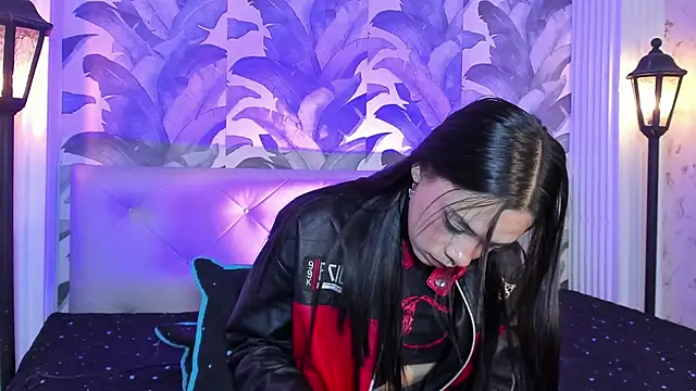 Snapshot of Sami_Evanns chatting on October 9, 3:04 am Sami Evanns online show from October 9, 3:04 am