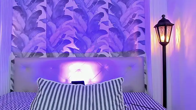 Sami Evanns online show from February 18, 3:24 am