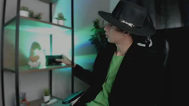 NovaaWheler online show from March 17, 10:29 am