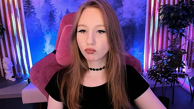 DariaTate online show from April 7, 11:10 am