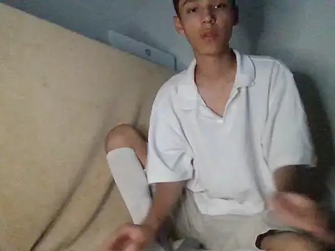 Snapshot of ChavoOT chatting on February 15, 11:58 pm ChavoOT online show from February 15, 11:58 pm