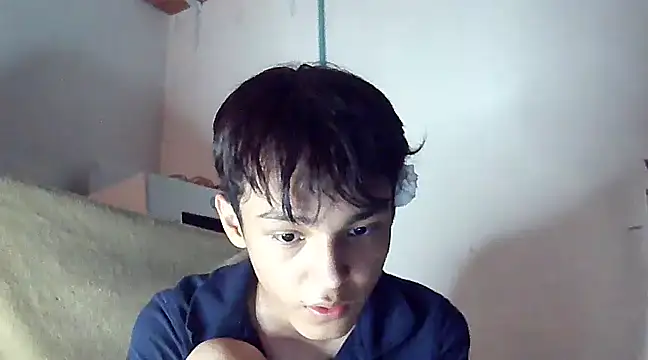 Snapshot of ChavoOT chatting on March 6, 1:05 am ChavoOT online show from March 6, 1:05 am