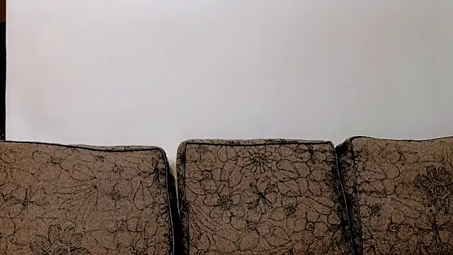 ChristiHanson online show from February 17, 6:54 am