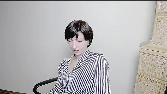  AngeliaFlow  online show from March 17, 12:57 pm