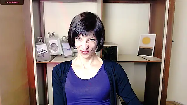  AngeliaFlow  online show from October 9, 7:17 am