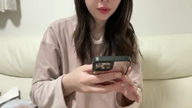 Snapshot of -KURUMI- chatting on May 13, 8:01 am -KURUMI- online show from May 13, 8:01 am