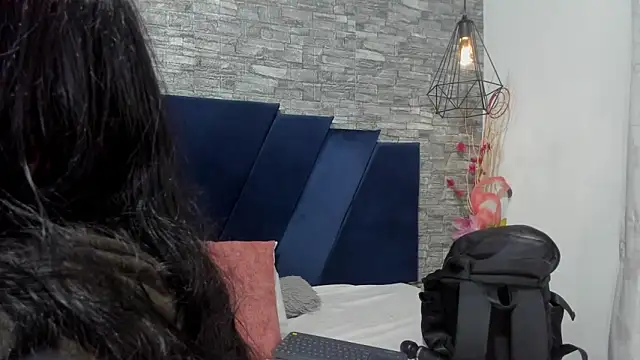 Snapshot of Sophia_Brunett chatting on October 12, 12:04 pm Sophia Brunett online show from October 12, 12:04 pm