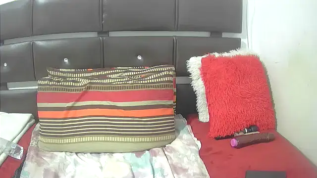 Mishanti online show from April 1, 1:01 pm