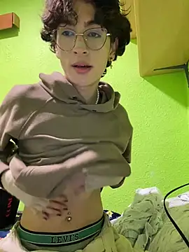 stormmart18 online show from February 11, 4:35 pm