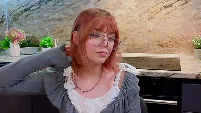 Snapshot of AshleyHandley chatting on February 13, 3:03 pm AshleyHandley online show from February 13, 3:03 pm