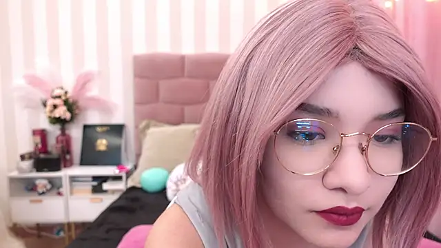 Snapshot of NataliaNovak chatting on April 21, 2:34 pm NataliaNovak online show from April 21, 2:34 pm