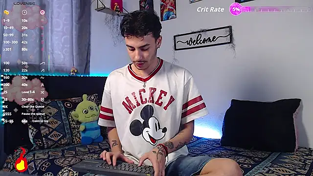 kyle clint07 online show from June 6, 6:23 pm