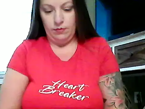 Snapshot of SashaSC3 chatting on February 14, 10:04 pm SashaSC3 online show from February 14, 10:04 pm