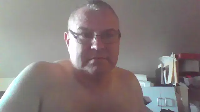 Snapshot of mkestr69 chatting on September 19, 3:24 pm mkestr69 online show from September 19, 3:24 pm