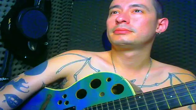 Snapshot of vampireathome chatting on March 16, 6:34 pm vampireathome online show from March 16, 6:34 pm