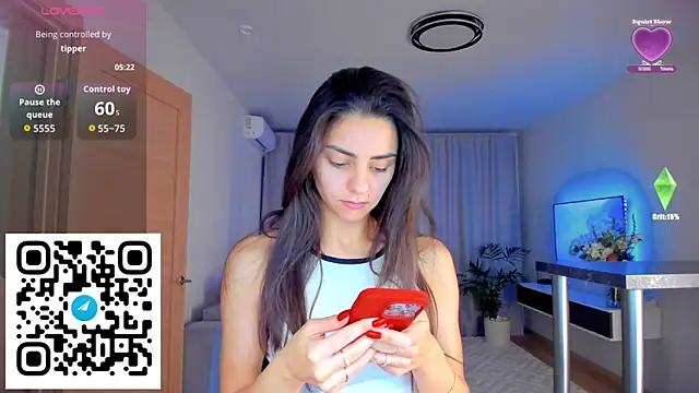 EmiliaZen online show from October 30, 2:18 pm