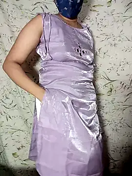 Snapshot of Crazybhabhi chatting on May 4, 8:05 pm Crazybhabhi online show from May 4, 8:05 pm