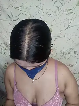 Snapshot of Crazybhabhi chatting on May 16, 9:13 pm Crazybhabhi online show from May 16, 9:13 pm