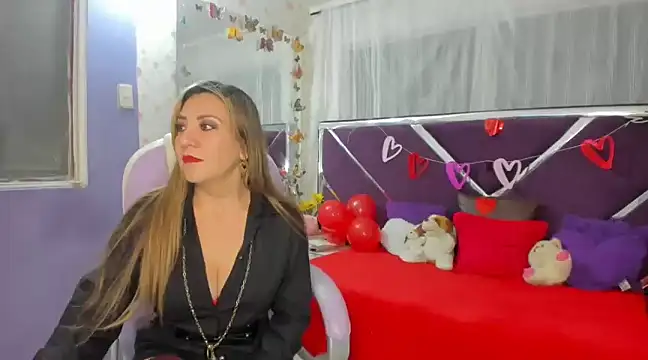 Snapshot of Dary_walker chatting on February 12, 11:51 am Dary walker online show from February 12, 11:51 am