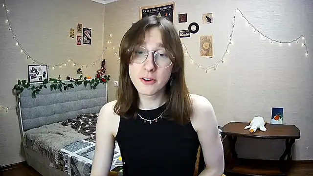 Snapshot of tangerine4dreams chatting on February 9, 12:19 pm tangerine4dreams online show from February 9, 12:19 pm