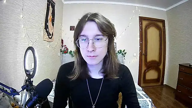 Snapshot of tangerine4dreams chatting on February 11, 10:15 am tangerine4dreams online show from February 11, 10:15 am