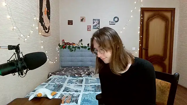 Snapshot of tangerine4dreams chatting on February 12, 6:29 am tangerine4dreams online show from February 12, 6:29 am