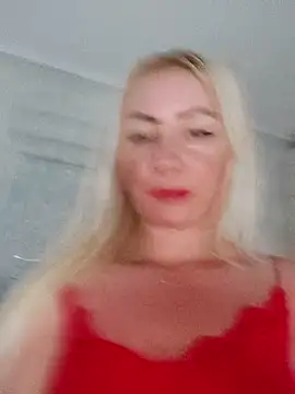 Snapshot of visnjica chatting on May 20, 9:21 pm visnjica online show from May 20, 9:21 pm