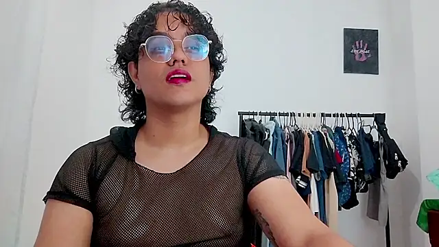 Snapshot of Diane_blossom chatting on February 26, 10:42 pm Diane blossom online show from February 26, 10:42 pm