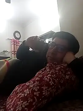 Snapshot of innocentboy1987 chatting on February 27, 6:40 am innocentboy1987 online show from February 27, 6:40 am