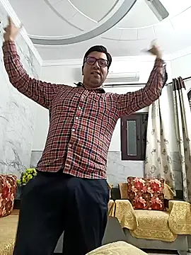 Snapshot of innocentboy1987 chatting on March 17, 11:42 am innocentboy1987 online show from March 17, 11:42 am