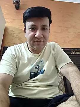 Snapshot of innocentboy1987 chatting on May 4, 4:25 pm innocentboy1987 online show from May 4, 4:25 pm