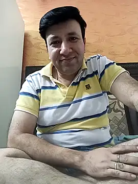 Snapshot of innocentboy1987 chatting on May 20, 4:46 pm innocentboy1987 online show from May 20, 4:46 pm