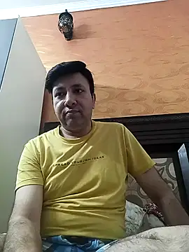 Snapshot of innocentboy1987 chatting on June 2, 5:20 am innocentboy1987 online show from June 2, 5:20 am