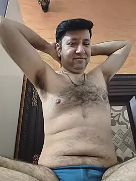 innocentboy1987 online show from July 14, 4:34 pm