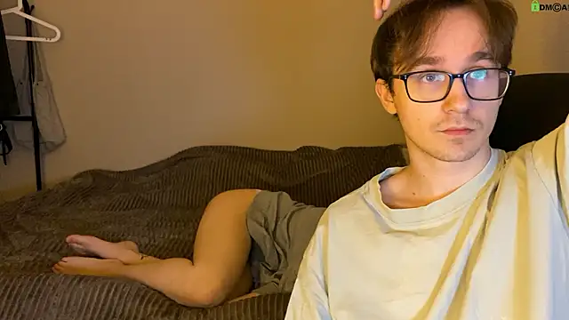 Snapshot of Sabrinaanddaniel chatting on February 25, 9:35 pm Sabrinaanddaniel online show from February 25, 9:35 pm